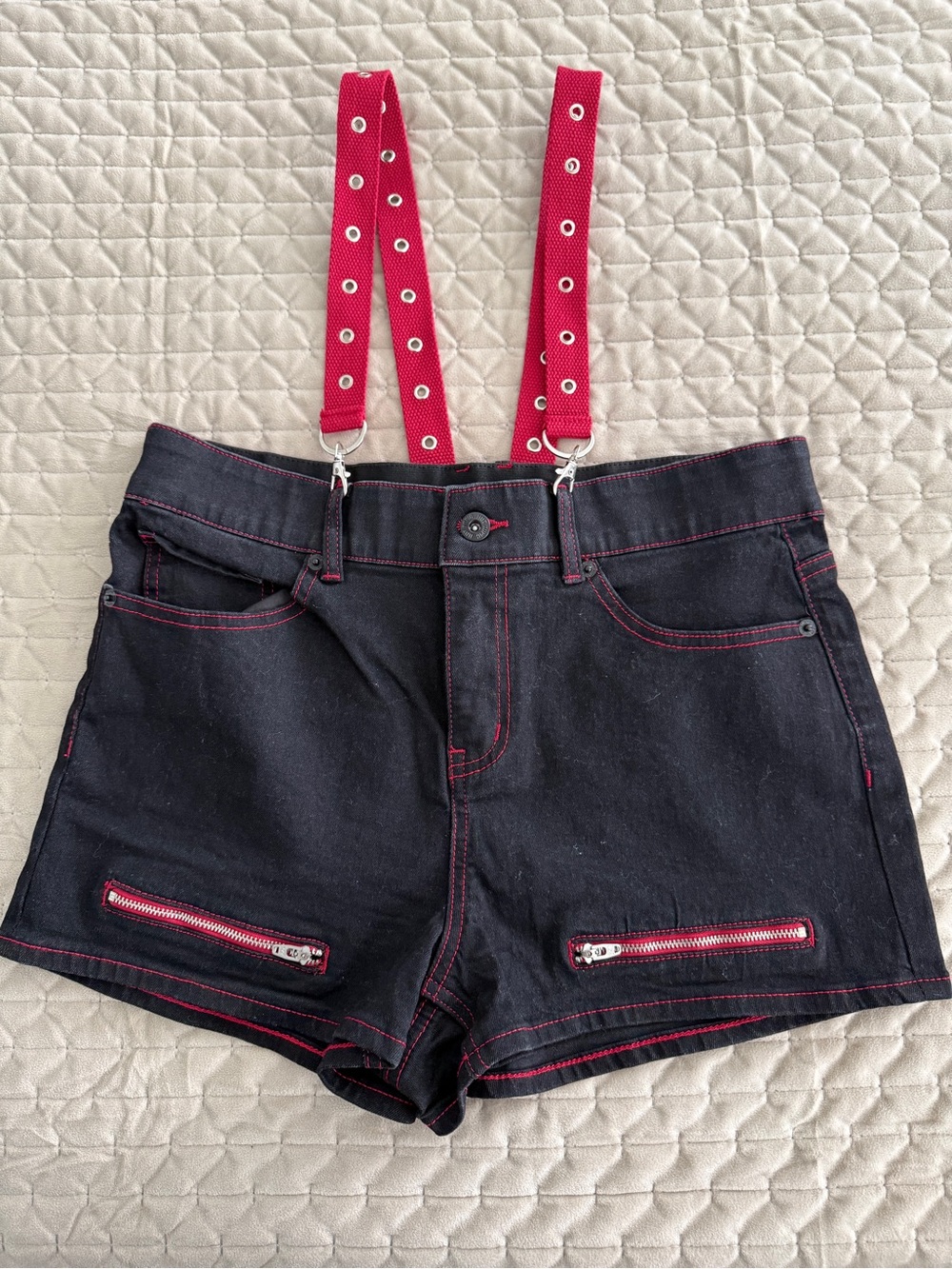 Hot Topic Black Jean Shorts Suspenders Red Stitching | Punk Emo Goth Size 11